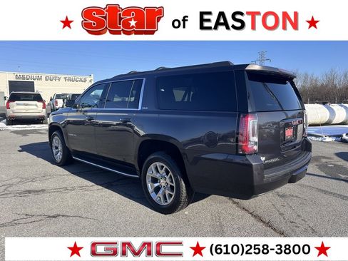 Used 2018 GMC Yukon XL SLE w/ SLE Value Package image 6