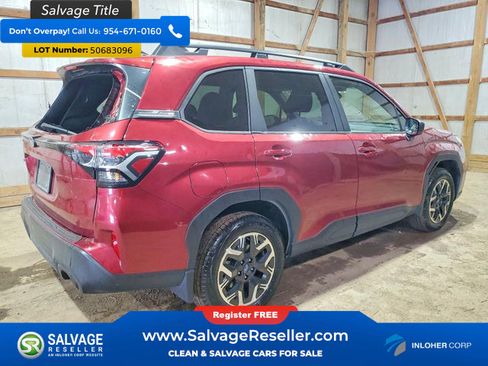 Used 2025 Subaru Forester Premium AWD/4WD image 4
