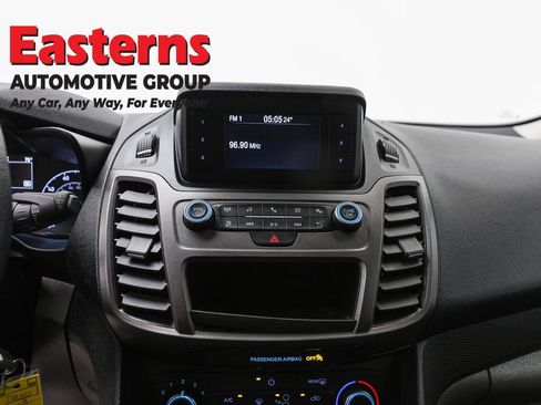 Used 2019 Ford Transit Connect XL FWD image 11