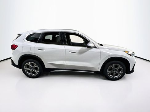 Used 2023 BMW X1 xDrive28i w/ Premium Package AWD/4WD image 4