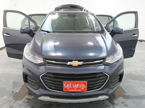 Used 2018 Chevrolet Trax LT w/ LT Convenience Package image 27