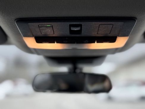 Used 2023 Nissan Sentra SR w/ SR Premium Package image 22