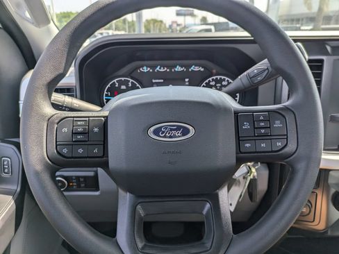 Used 2025 Ford F600 2WD Regular Cab Super Duty w/ XL Chrome Package image 22