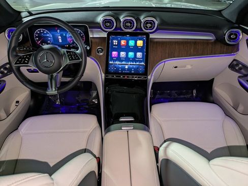 Certified 2025 Mercedes-Benz GLC 300 image 19