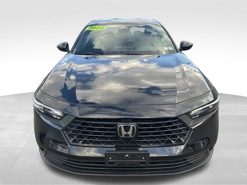 Used 2025 Honda Accord Sport image 8