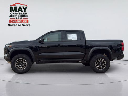Used 2024 Chevrolet Colorado ZR2 w/ ZR2 Convenience Package III AWD/4WD image 4