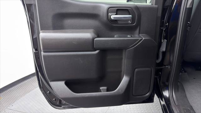 Used 2023 Chevrolet Silverado 1500 Custom RWD image 16