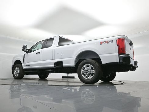 New 2026 Ford F350 XLT w/ FX4 Off-Road Package image 45