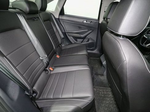 Used 2023 Volkswagen Jetta SE image 18