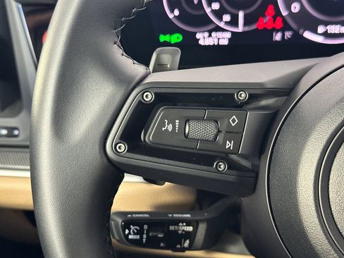 Certified 2026 Porsche Cayenne AWD/4WD image 29