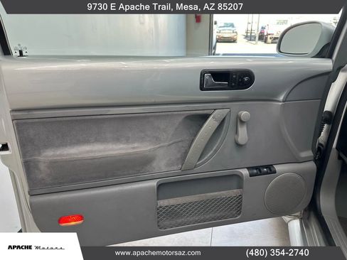 Used 2001 Volkswagen Beetle GL image 13