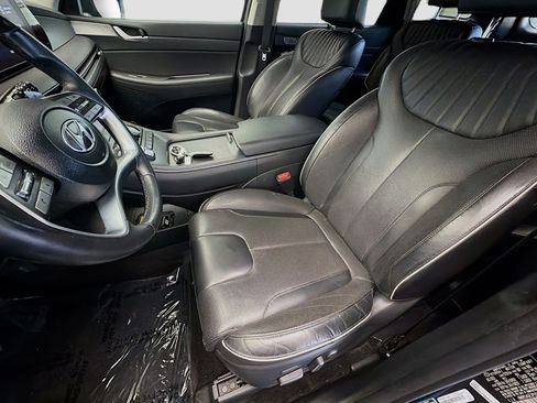 Used 2023 Hyundai Palisade Limited FWD image 11