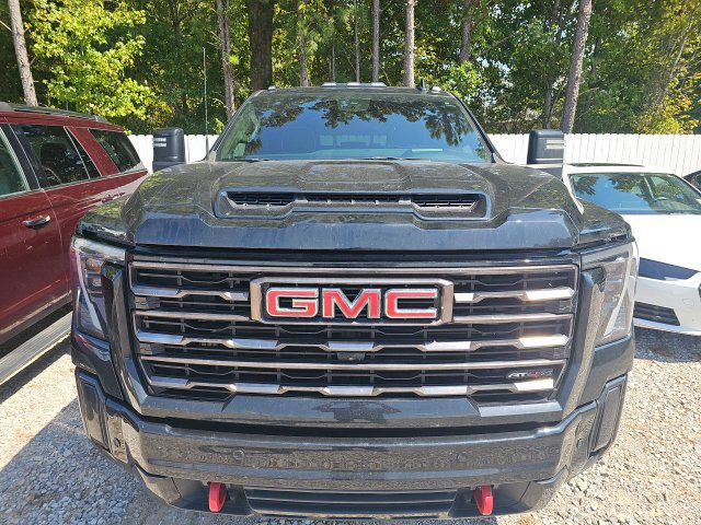 Used 2025 GMC Sierra 2500 AT4X AWD/4WD image 2