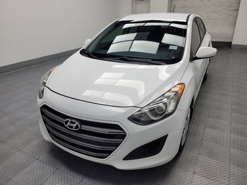 Used 2016 Hyundai Elantra GT FWD image 15
