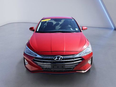 Used 2019 Hyundai Elantra SEL image 2