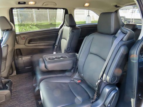Used 2026 Honda Odyssey EX-L image 17