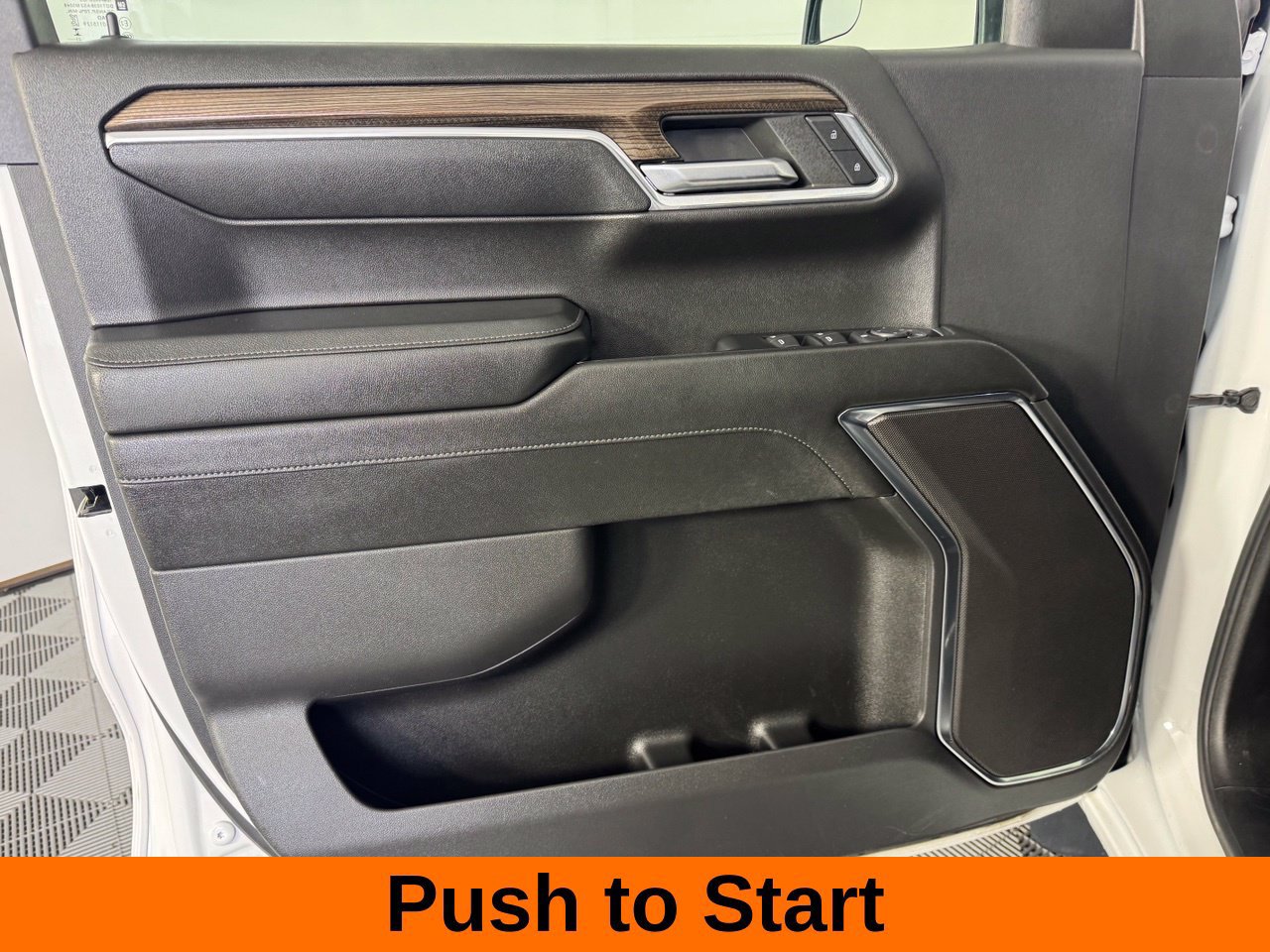 Used 2024 Chevrolet Silverado 1500 LT AWD/4WD image 11