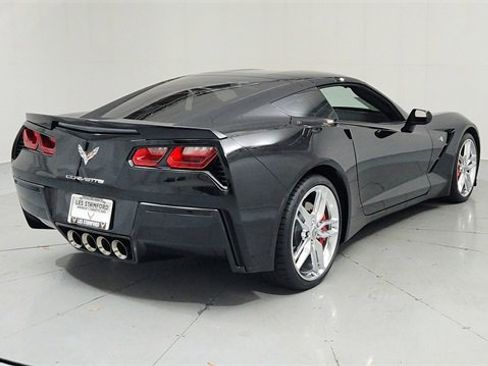 Used 2015 Chevrolet Corvette Stingray w/ 3LT Preferred Equipment Group image 5
