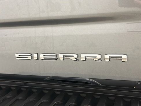 Used 2025 GMC Sierra 1500 Denali Ultimate image 30
