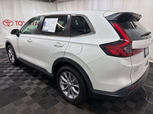 Used 2025 Honda CR-V EX image 4