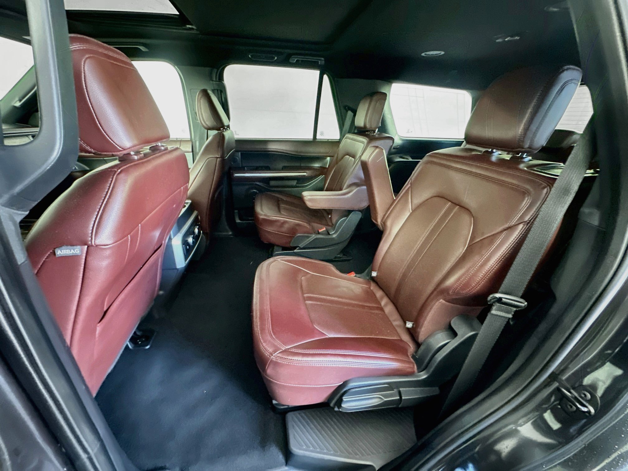 Used 2024 Ford Expedition Limited RWD image 30