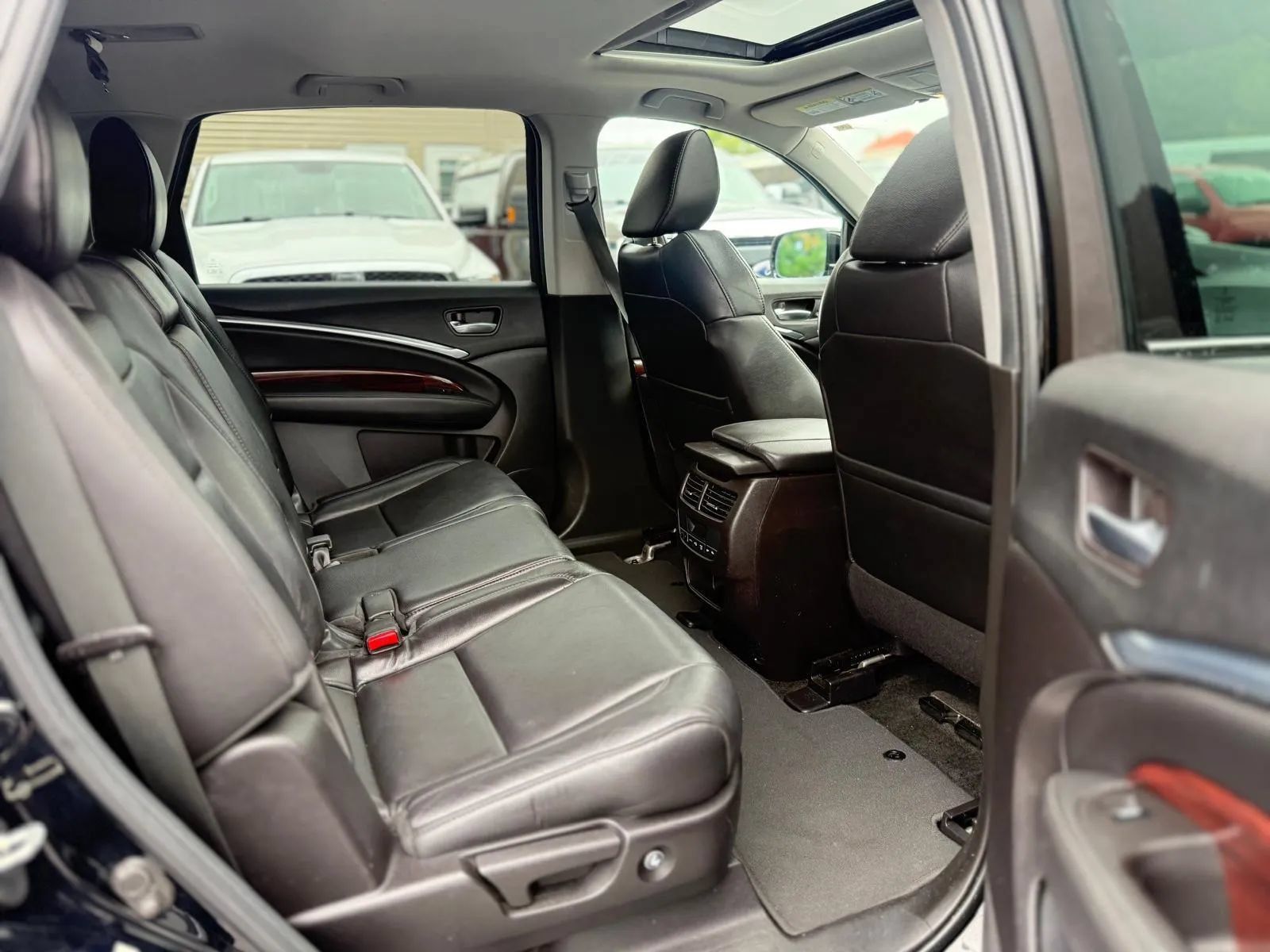 Used 2015 Acura MDX w/ Technology Package AWD/4WD image 27