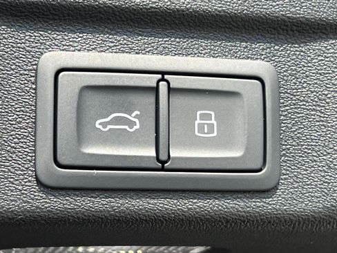 New 2025 Audi A5 2.0T Prestige image 13