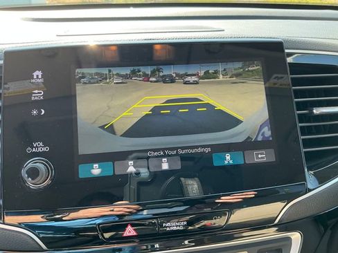 Certified 2019 Honda Pilot Touring image 20