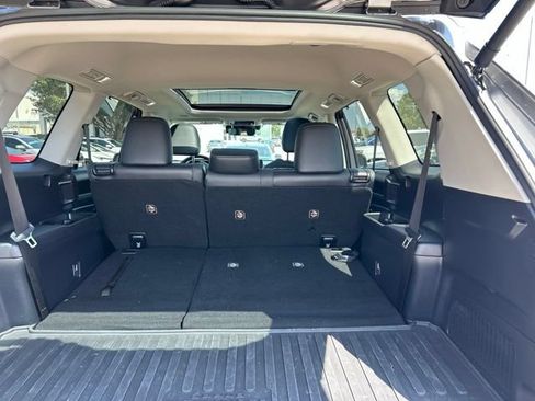 Used 2025 Toyota Grand Highlander FWD image 10