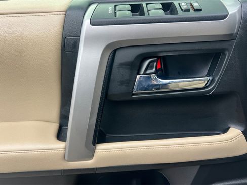 Used 2018 Toyota 4Runner SR5 image 13