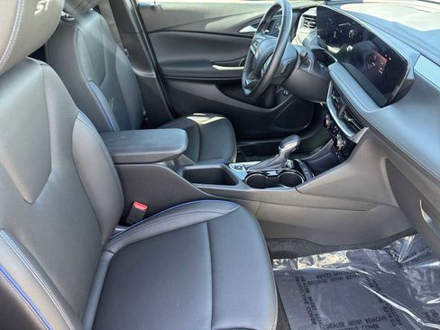 Used 2026 Buick Encore GX Sport Touring FWD image 18