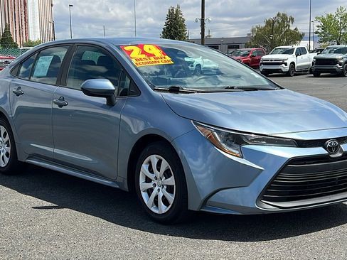 Used 2024 Toyota Corolla LE FWD image 3