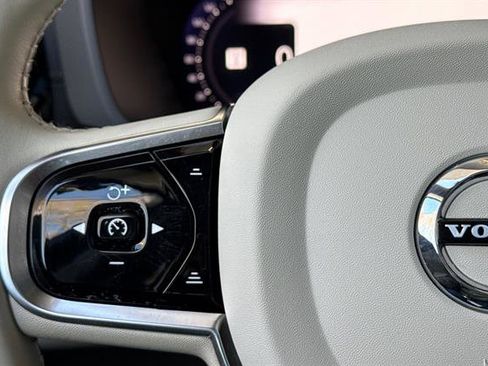 Certified 2023 Volvo XC60 T8 Ultimate image 26