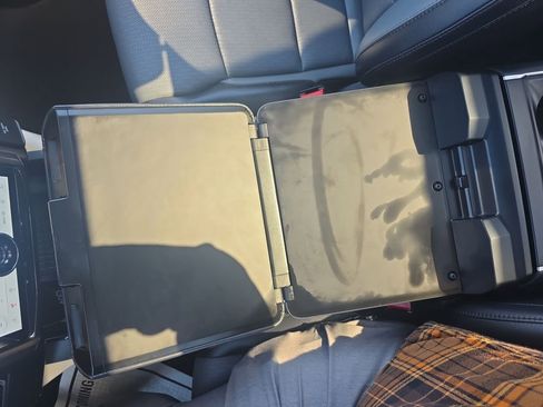 Certified 2025 Ford F150 Lightning Lariat image 38