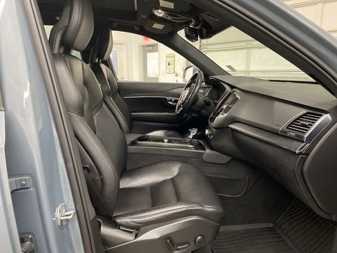 Used 2020 Volvo XC90 T6 Momentum w/ Protection Package image 20