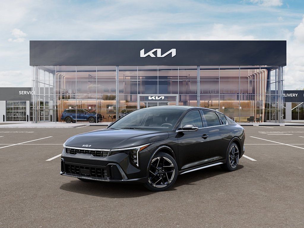 New 2026 Kia K4 GT-Line FWD image 1