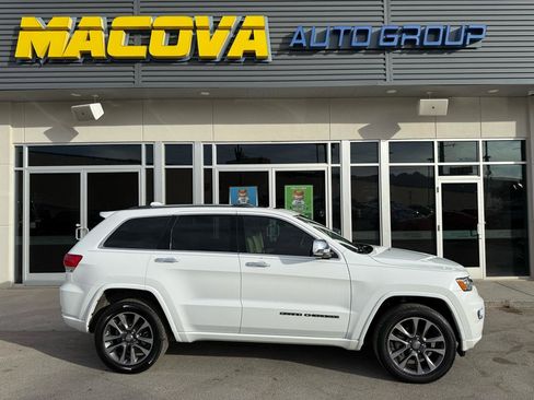 Used 2018 Jeep Grand Cherokee Overland AWD/4WD image 1