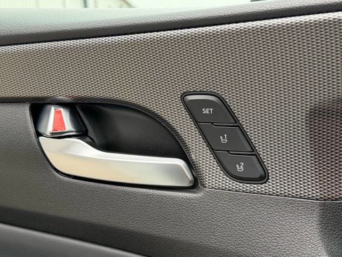 Used 2020 Hyundai Santa Fe Limited image 36