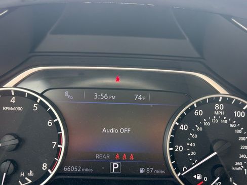 Used 2023 Nissan Murano S image 17