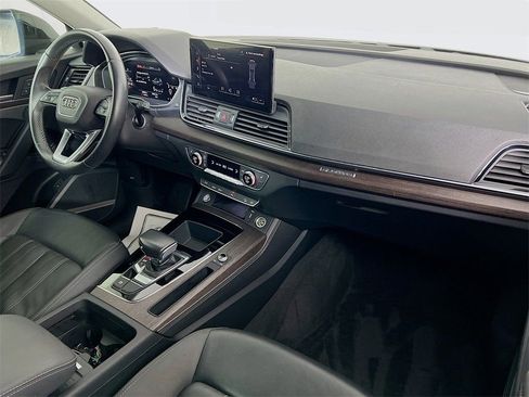 Used 2021 Audi Q5 2.0T Premium Plus w/ Premium Plus Package image 29