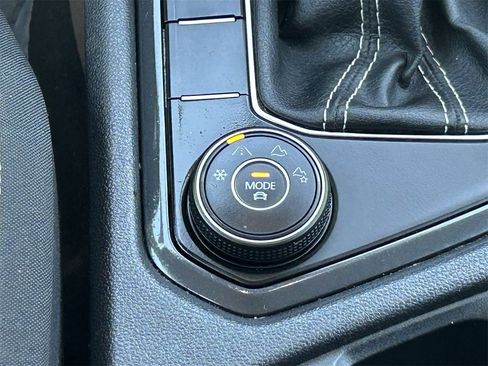 Used 2024 Volkswagen Tiguan S image 22