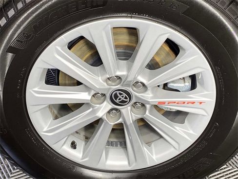 Used 2024 Toyota Grand Highlander XLE image 29