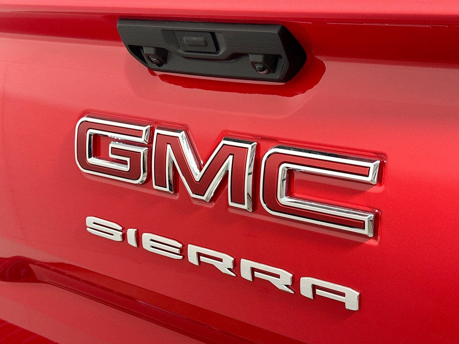 New 2026 GMC Sierra 1500 SLE w/ Preferred Package RWD image 18