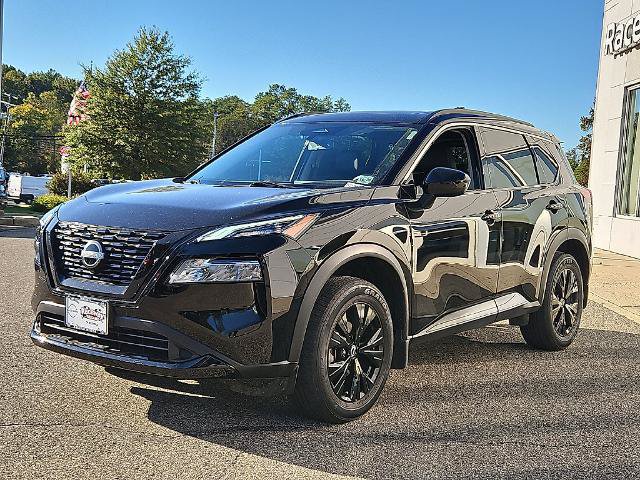 Certified 2023 Nissan Rogue SV w/ SV Premium B Package AWD/4WD image 4