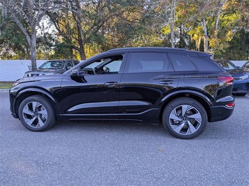 Used 2025 Audi Q6 e-tron Premium Plus w/ Premium Plus image 6