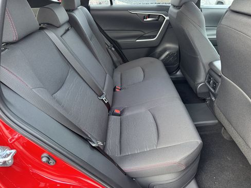 New 2025 Toyota RAV4 SE image 5