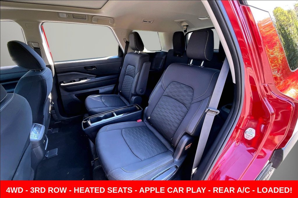 Used 2024 Nissan Pathfinder SV w/ SV Premium Package AWD/4WD image 26