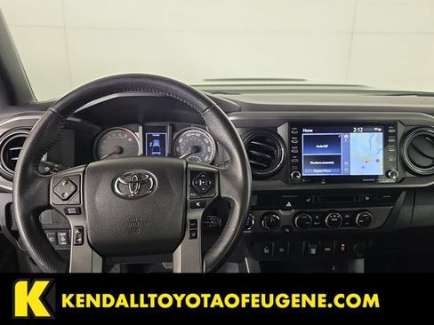 Used 2021 Toyota Tacoma TRD Sport AWD/4WD image 11
