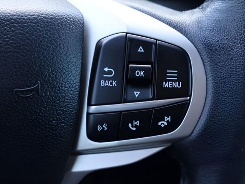 Used 2022 Ford Explorer XLT w/ Equipment Group 202A image 18