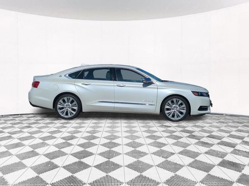 Used 2017 Chevrolet Impala Premier w/ Enhanced Convenience Package image 13